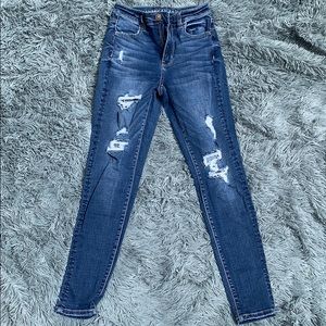 AE ripped high wasted jeans